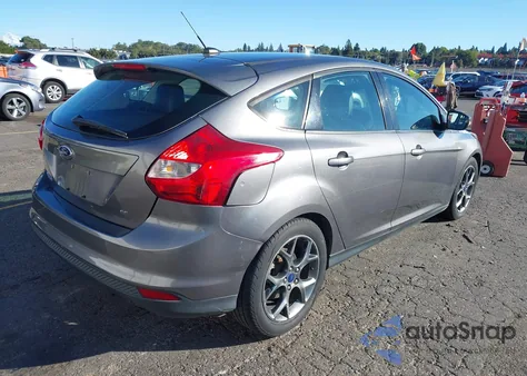 2014 Ford Focus Se z USA, uszkodzony, nr VIN 1FADP3K24EL463834